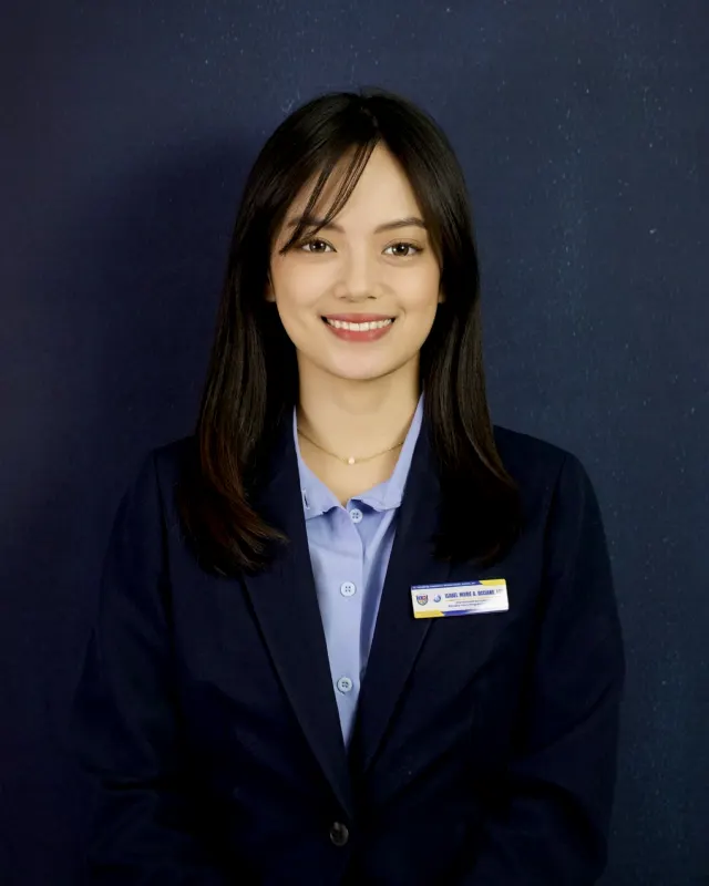 Ms. Izzy — Faculty & Staff